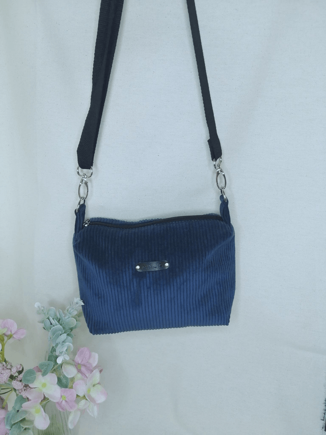 Sac à main en velours côtelé bleu canard avec sangle réglable - Accessoire élégant et chic
