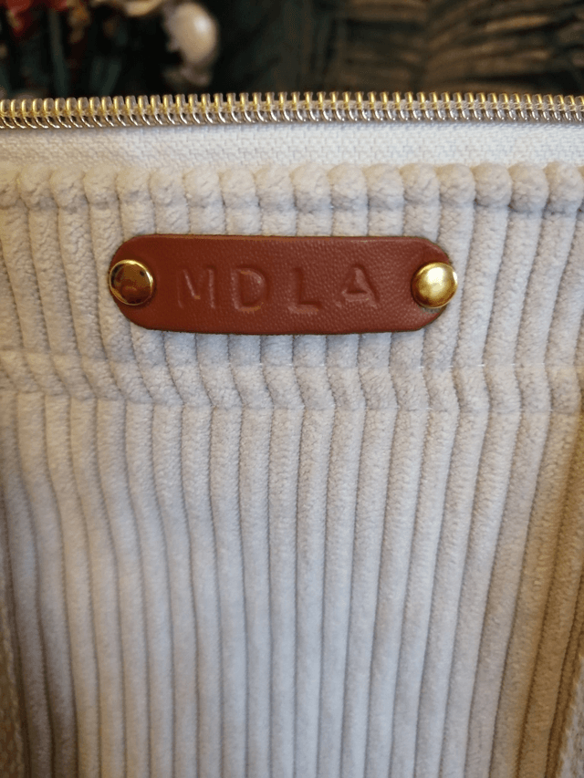 Sac cabas en velours côtelé écru-élégant et pratique 