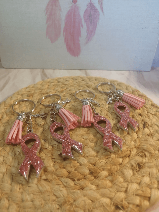 Porte clés octobre rose - soutenez la lutte contre le cancer du sein